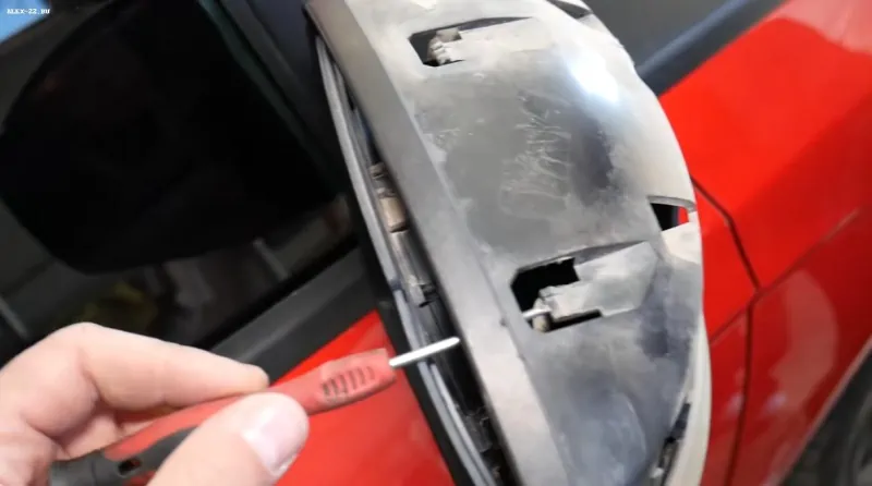 правое зеркало форд фокус 3 снять накладку, focus 3 right rear view mirror cover remove